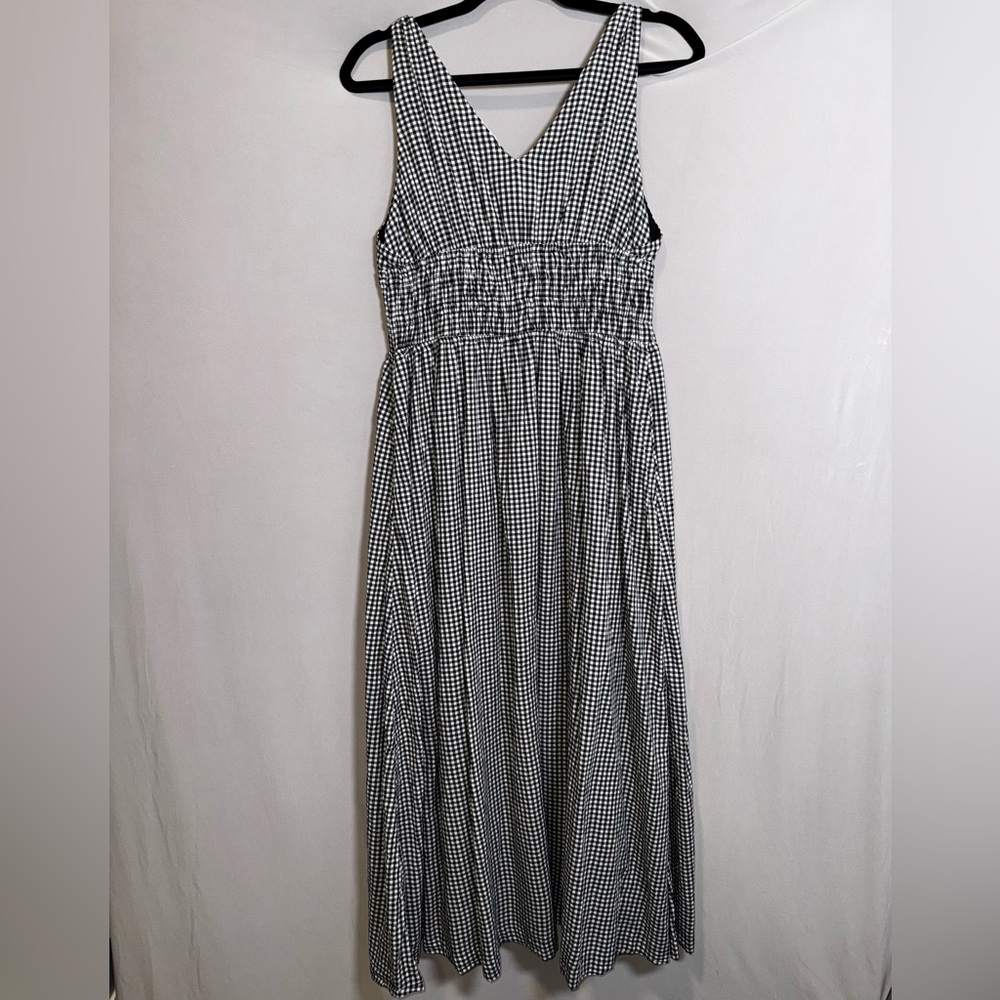Lucky Brand V-Neck Smocked Waist Midi Dress - Picture 10 of 16